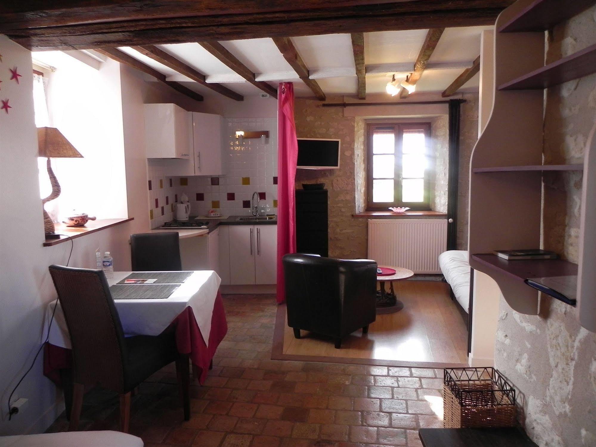 Le Pigeonnier Du Perron Hotel Availles-en-Châtellerault Kültér fotó